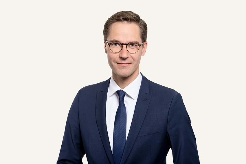 Dr. Christoph Weber